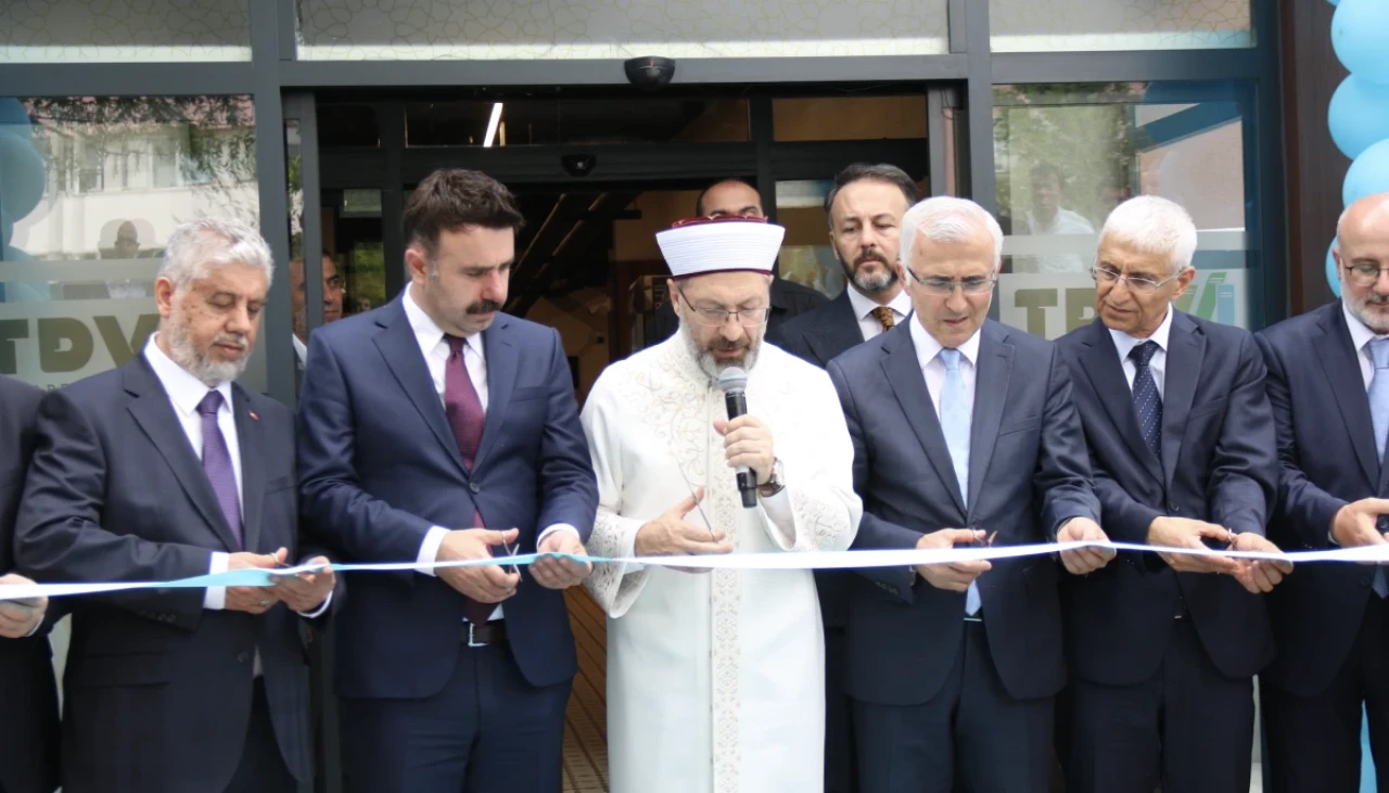 Diyanet İşleri Başkanı Erbaş ESOGÜ'de Kütüphane Açılışı'na Katıldı